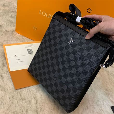 túi đeo lv nam chính hãng|túi louis vuitton nam.